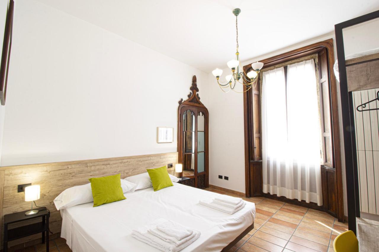 Hotel Tornielli 9 By Lvg Hotel Collection 노바라 외부 사진